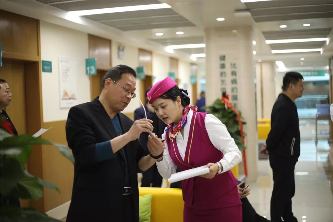 潮州24小时套医保卡(北京医保卡使用指南)